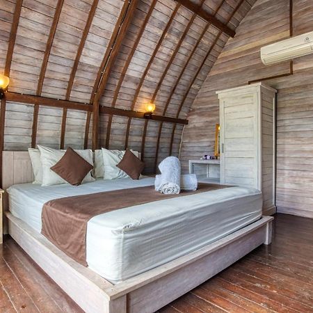Megaland Bungalow Batununggul Екстериор снимка