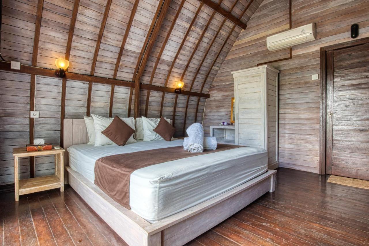 Megaland Bungalow Batununggul Екстериор снимка