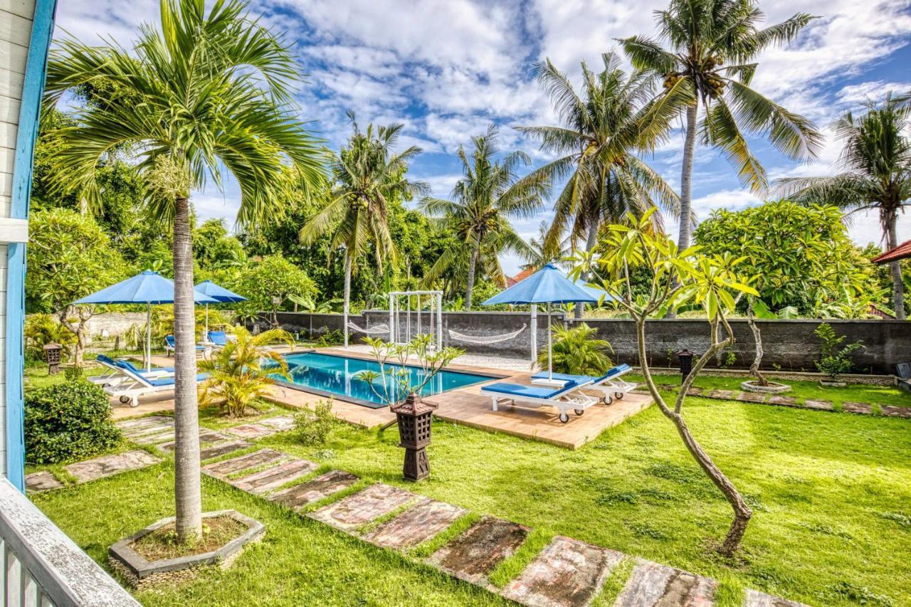 Megaland Bungalow Batununggul Екстериор снимка