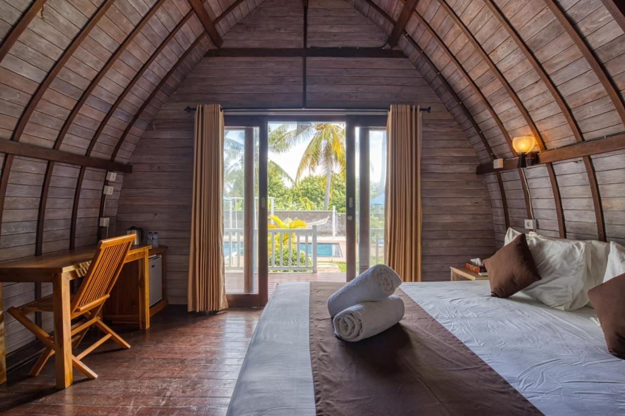 Megaland Bungalow Batununggul Екстериор снимка